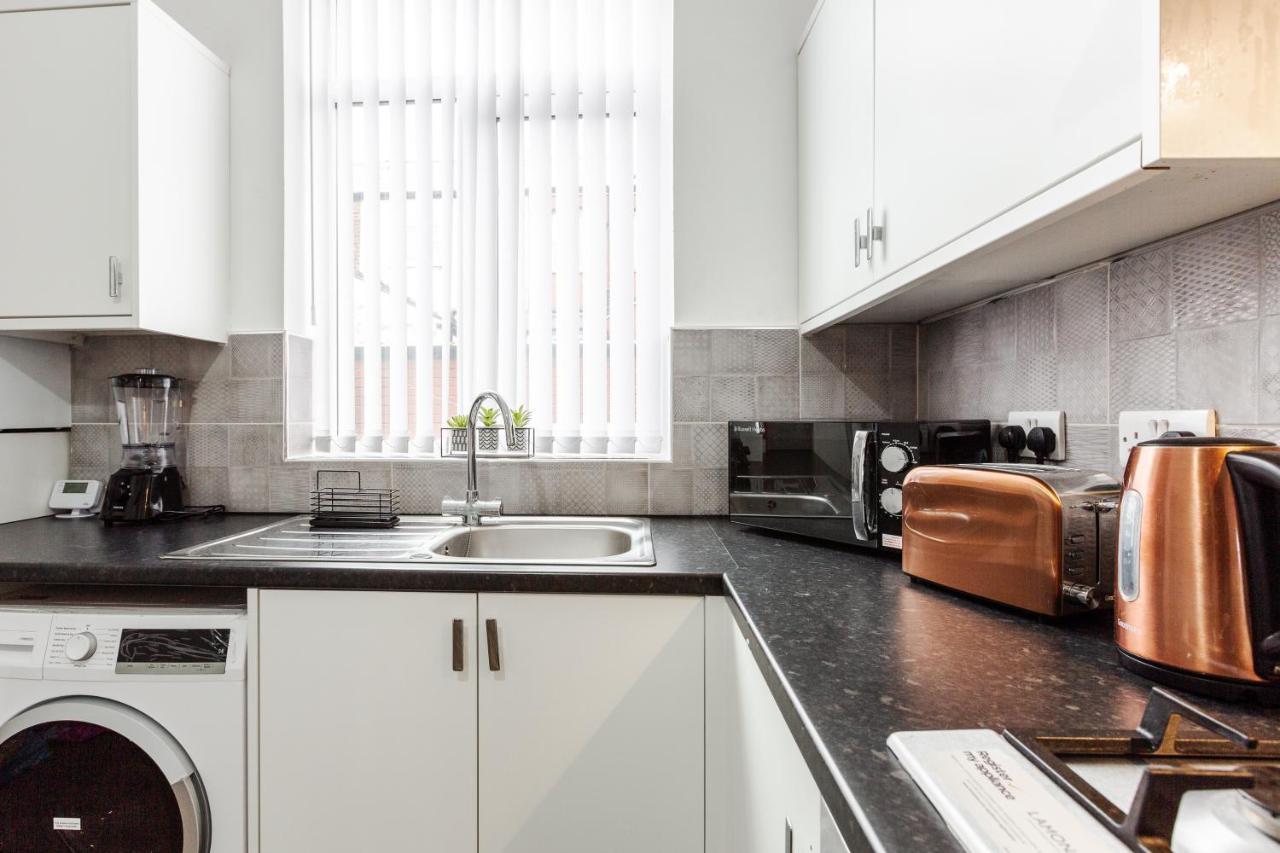 Clayton House - Spacious Home Near Etihad Stadium Manchester Exteriör bild